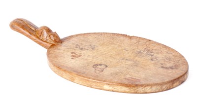 Lot 689 - A ROBERT 'MOUSEMAN' THOMPSON OVAL OAK CHEESE BOARD