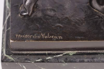 Lot 593 - A LATE 19TH/EARLY 20TH CENTURY BRONZE SCULPTURE MYRON "DISCUS THROWER"