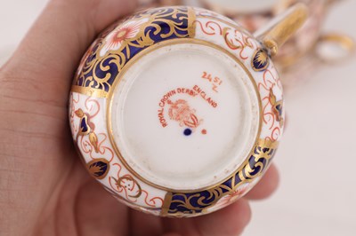 Lot 42 - A LATE 19TH CENTURY IMARI PATTERN ROYAL CROWN DERBY TEA SET