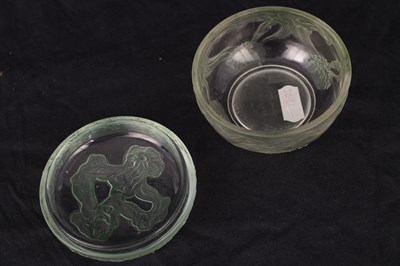 Lot 21 - A RENE LALIQUE 'L'ORIGAN COTY' GREEN STAINED POWDER BOX