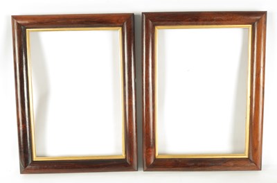 Lot 1154 - A PAIR OF 19TH CENTURY ROSEWOOD CUSHION SHAPED PICTURE FRAMES