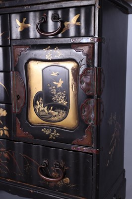 Lot 193 - A JAPANESE MEIJI PERIOD LACQUERED TABLE CABINET