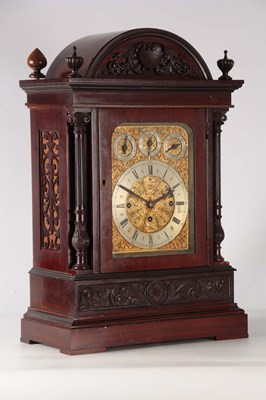 Lot 804 - A LATE 19TH CENTURY QUARTER CHIMING TRIPLE FUSEE BRACKET CLOCK