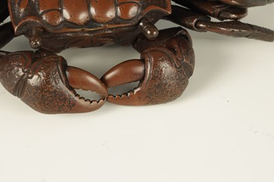Lot 68 - A JAPANESE MEIJI PERIOD ARTICULATED BRONZE MODEL OF A CRAB