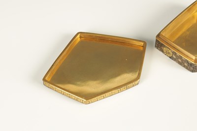 Lot 109 - A JAPANESE MEIJI PERIOD GOLD INLAID IRON LIDDED BOX BY KOMAI