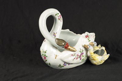 Lot 48 - A 19TH CENTURY EMILE GALLE FRENCH FAIENCE FLOWER BOWL MODELLED AS A SWAN WITH TWO SIGNETS
