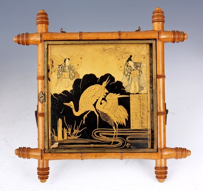 Lot 100 - A 19TH CENTURY JAPANESE LACQUERED FOLDING...