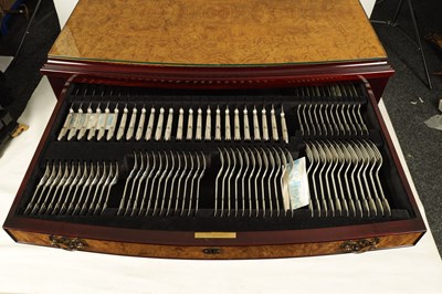 Lot 320 - A HIGH QUALITY 185 PIECE SOLID SILVER CANTEEN OF TABLE CUTLERY