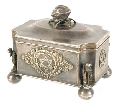 Lot 324 - A LATE 19TH CENTURY RUSSIAN SILVER BOX FOR THE JEWISH MARKET