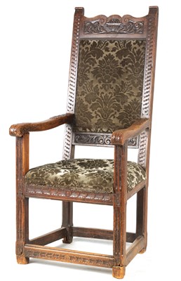 Lot 971 - A EARLY 18TH CENTURY WALNUT CONTINENTAL ARMCHAIR