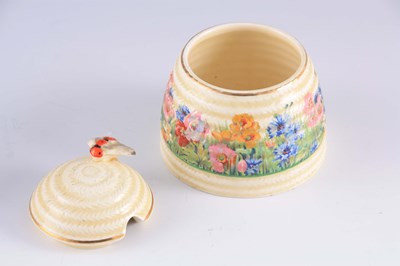 Lot 112 - TWO PIECES OF 20TH CENTURY CLARICE CLIFF PORCELAIN