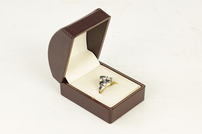 Lot 173 - AN 18CT WHITE GOLD DIAMOND AND SAPPHIRE CLUSTER RING