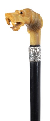 Lot 291 - A LATE 19TH CENTURY HORN HANDLED WALKING STICK