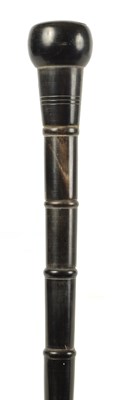 Lot 501 - AN EARLY 20TH CENTURY SEGMENTED HORN WALKING STICK