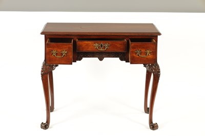 Lot 789 - A FINE EARLY GEORGE III CHIPPENDALE DESIGN MAHOGANY LOWBOY