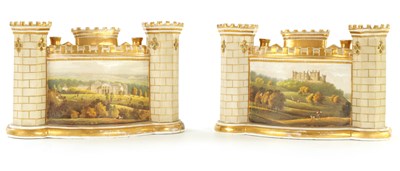 Lot 20 - A PAIR OF EARLY/MID 19TH CENTURY CHAMBERLAIN'S TYPE HARD PORCELAIN SPILL VASES