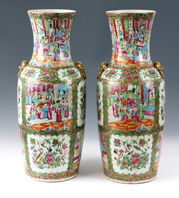 Lot 167 - A LARGE PAIR OF 19th CENTURY CHINESE CANTON...