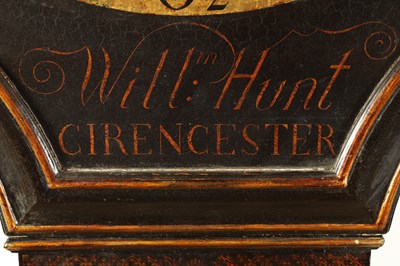 Lot 96 - WILLIAM HUNT, CIRENCESTER.  A MID 18TH CENTURY SHIELD SHAPED LACQUERED CHINOISERIE DECORATED TAVERN CLOCK