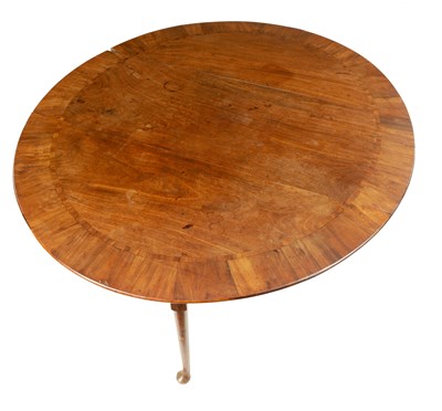 Lot 800 - A RARE GEORGE II UNUSUALLY LARGE CIRCULAR MAHOGANY DROP LEAF DINING TABLE