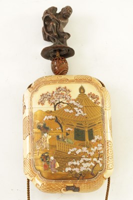 Lot 125 - A FINE LATE 19TH CENTURY JAPANESE IVORY AND LACQUERWORK SHIBAYAMA THREE CASE INRO