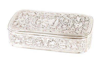 Lot 206 - AN 18TH CENTURY RUSSIAN SILVER BOX