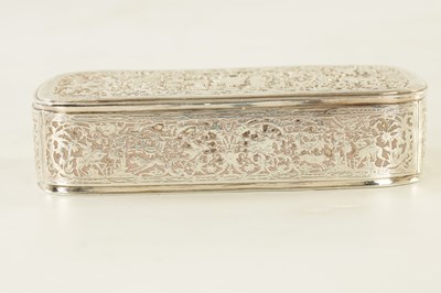 Lot 206 - AN 18TH CENTURY RUSSIAN SILVER BOX
