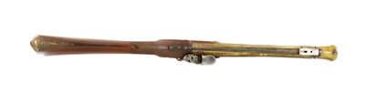 Lot 287 - WALLIS. AN EARLY 19TH CENTURY FLINTLOCK COACHING BLUNDERBUSS WITH OVER FLICK BAYONET