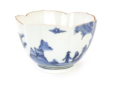 Lot 52 - AN 18TH CENTURY JAPANESE BLUE AND WHITE PORCELAIN BOWL
