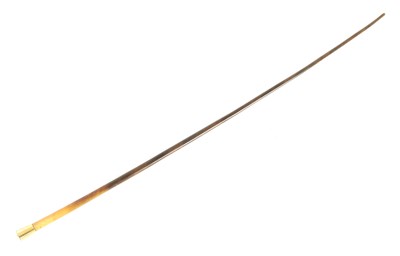 Lot 305 - A 19TH CENTURY RHINOCEROS HORN RIDING CROP