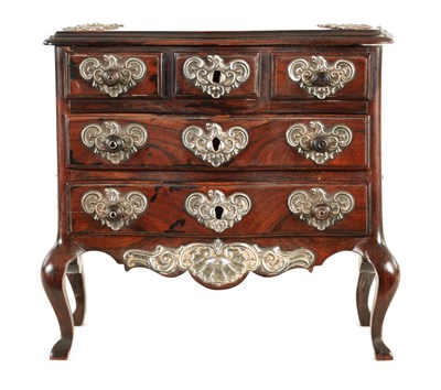 Lot 652 - A RARE 18TH CENTURY PORTUGUESE ROSEWOOD JEWELLERY CASKET SHAPED AS A MINIATURE COMMODE