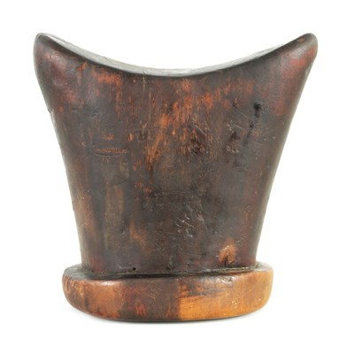 Lot 636 - AN EARLY AFRICAN HARDWOOD HEAD REST