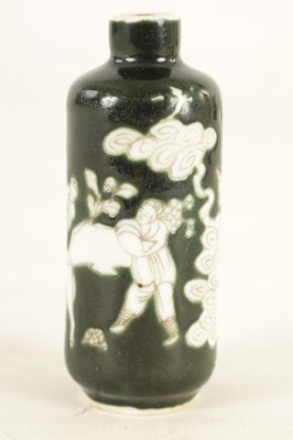 Lot 107 - A 19TH CENTURY JAPANESE CYLINDRICAL PORCELAIN SNUFF BOTTLE