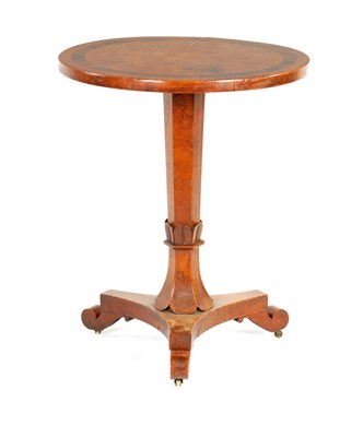 Lot 724 - AN EARLY 19TH CENTURY AMBOYNA AND ROSEWOOD CROSS-BANDED CENTRE TABLE