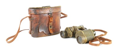 Lot 519 - A PAIR OF BINOCULARS