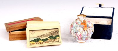 Lot 139 - A 19TH CENTURY CHINESE OVOID SNUFF BOTTLE AND A BOXED SET OF JAPANESE SMALL PICTURES