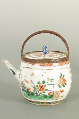 Lot 53 - AN EARLY CHINESE FAMILLE VERTE SMALL TEAPOT