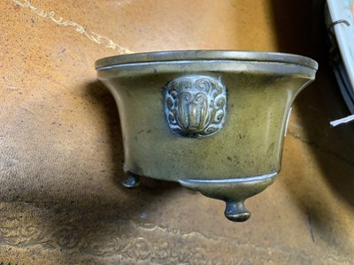 Lot 83 - AN EARLY CHINESE BRONZE CENSER OF SMALL SIZE