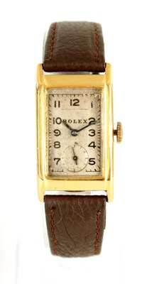 Lot 194 - A 1930'S 18CT GOLD ROLEX "PRINCE" WRISTWATCH