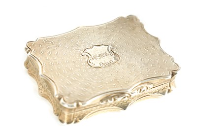 Lot 209 - A 19TH CENTURY SILVER VINAIGRETTE BY NATHANIAL MILLS