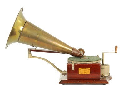 Lot 602 - A VERY RARE LATE 19TH CENTURY "TRADEMARK" GRAMOPHONE BY THE GRAMOPHONE COMPANY