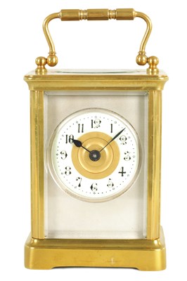 Lot 908 - AN EARLY 20TH CENTURY FRENCH CARRIAGE CLOCK