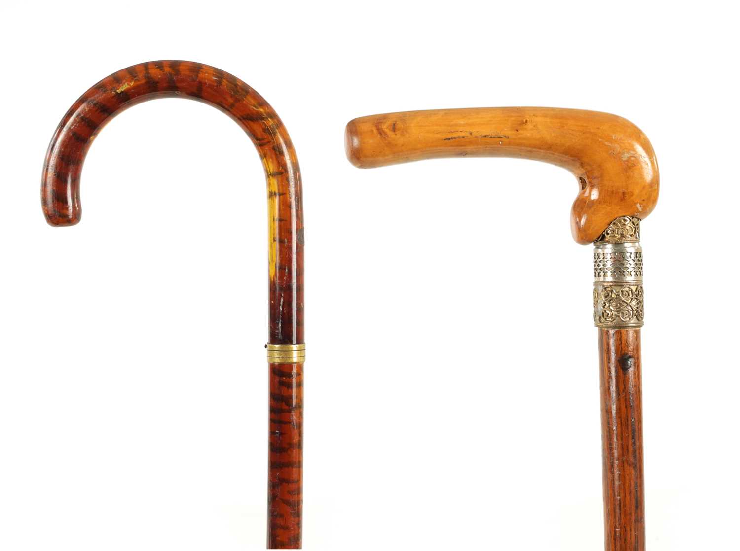 Lot 513 - A 20TH CENTURY SWORD STICK TOGETHER WITH A 20TH CENTURY SIMULATED TORTOISESHELL WALKING STICK WITH PULL OUT KOSH