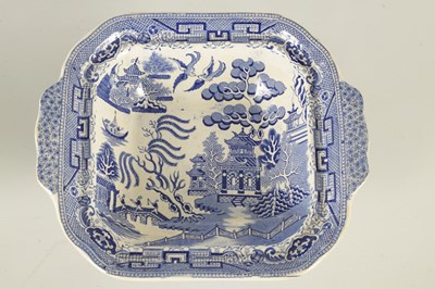 Lot 13 - A PAIR OF 19TH CENTURY BLUE AND WHITE WILLOW PATTERN SPODE TYPE TUREENS AND COVERS