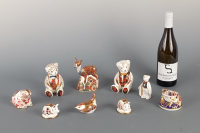 Lot 160 - A SELECTION OF MODERN ROYAL CROWN DERBY