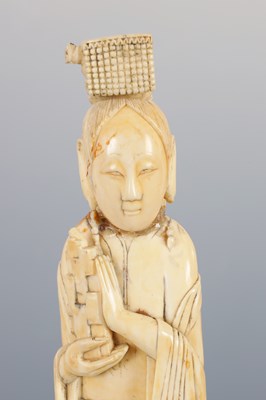 Lot 201 - A 19TH CENTURY JAPANESE CARVED IVORY TUSK OF A GEISHA