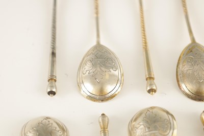 Lot 97 - A SET OF TWELVE LATE 19TH CENTURY RUSSIAN SILVER TEASPOONS