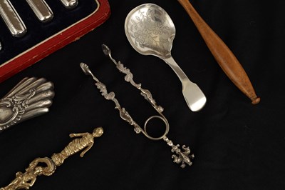 Lot 193 - A SELECTION OF 7 SILVERWARE ITEMS