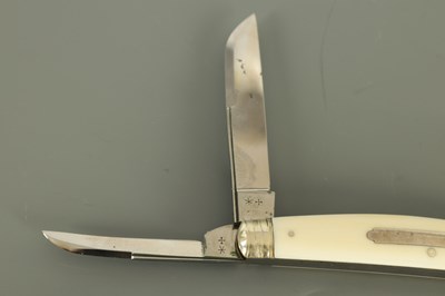 Lot 134 - A 19TH CENTURY MULTI BLADE PENKNIFE BY RODGERS