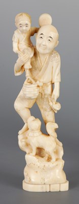 Lot 292 - A JAPANESE MEIJI PERIOD IVORY OKIMONO