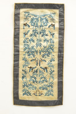 Lot 30 - A 19TH CENTURY CHINESE SILK PANEL